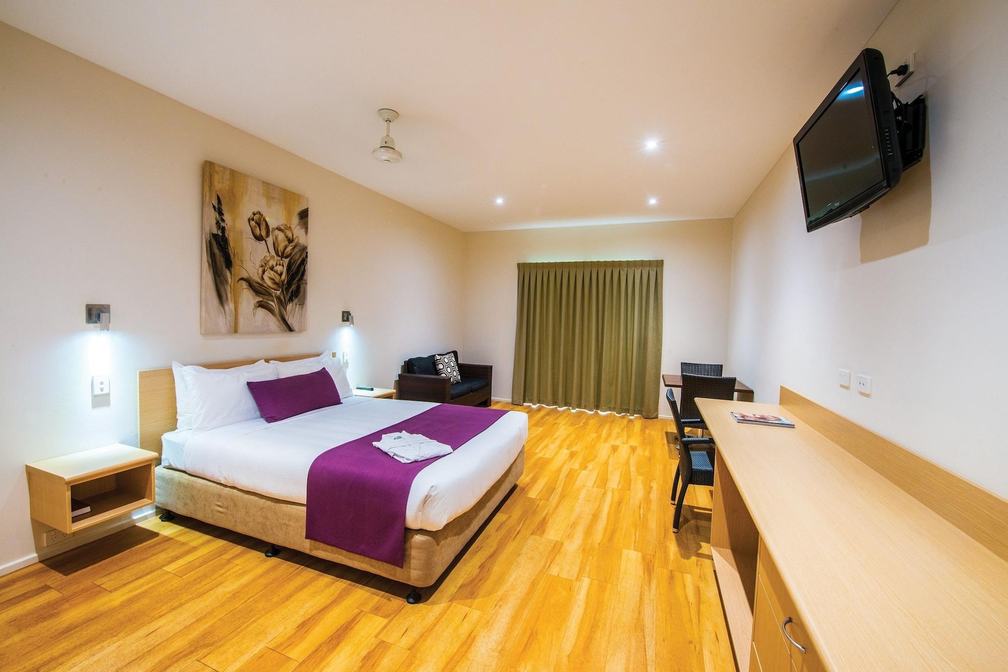 Club Tropical Resort Darwin Bagian luar foto