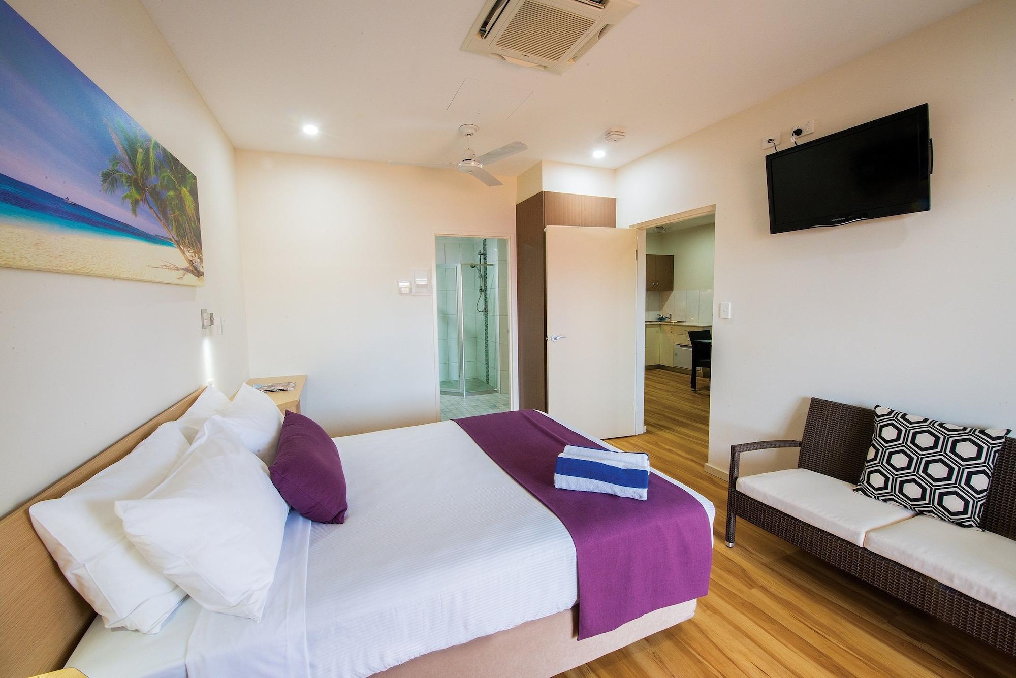 Club Tropical Resort Darwin Bagian luar foto